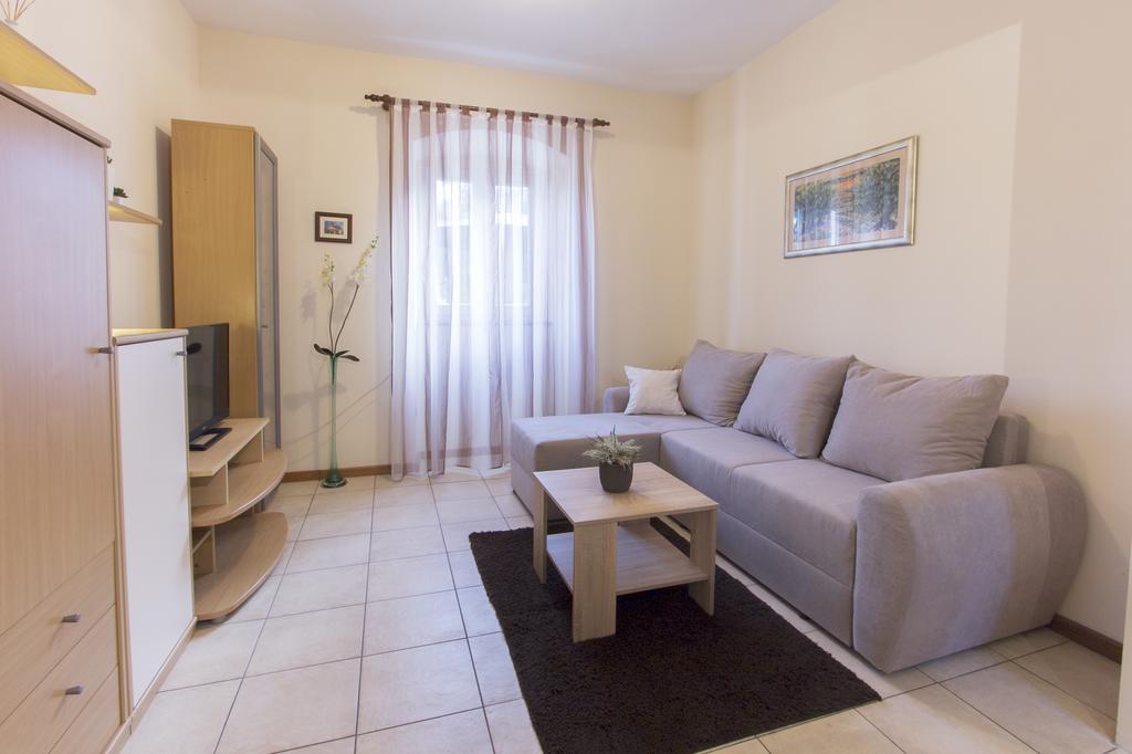 Apartment Tina Задар Экстерьер фото
